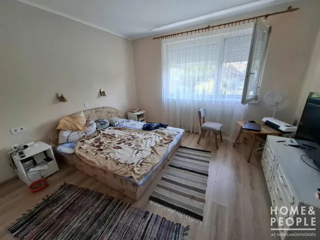 Eladó ház Szeged, Szőreg 126 nm