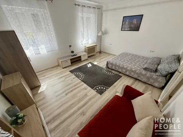 Eladó lakás Szeged, Belváros 43 nm