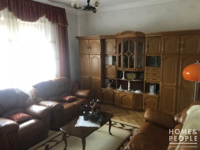 Eladó ház Szeged, Petőfitelep 144 nm