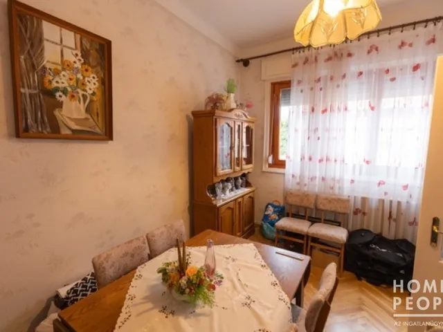 Eladó ház Szeged, Petőfitelep 144 nm