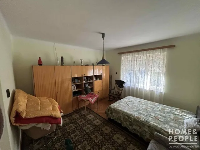 Eladó ház Üllés 75 nm