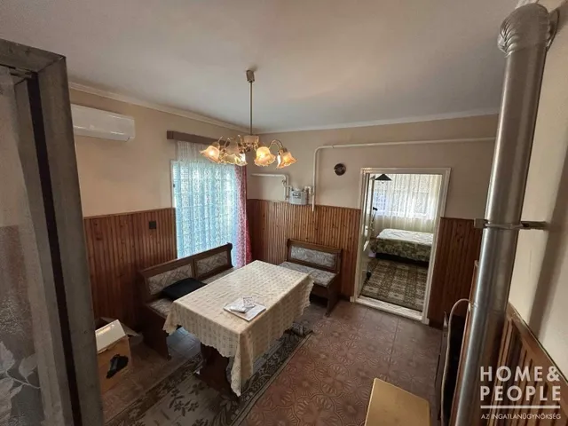 Eladó ház Üllés 75 nm