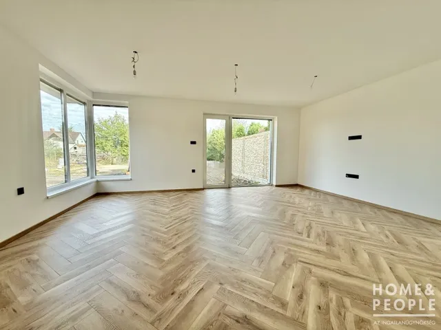Eladó ház Szeged, Petőfitelep 140 nm