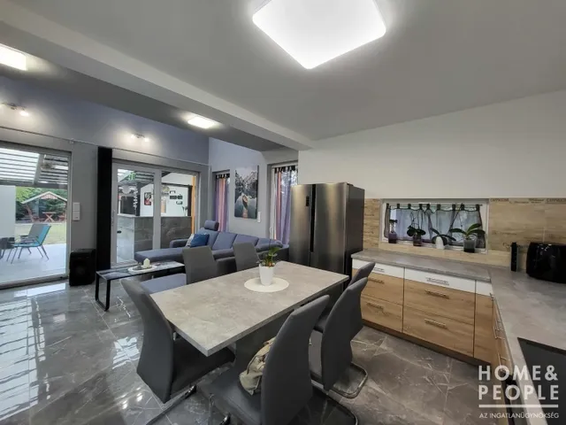 Eladó ház Szeged, Tápé 143 nm