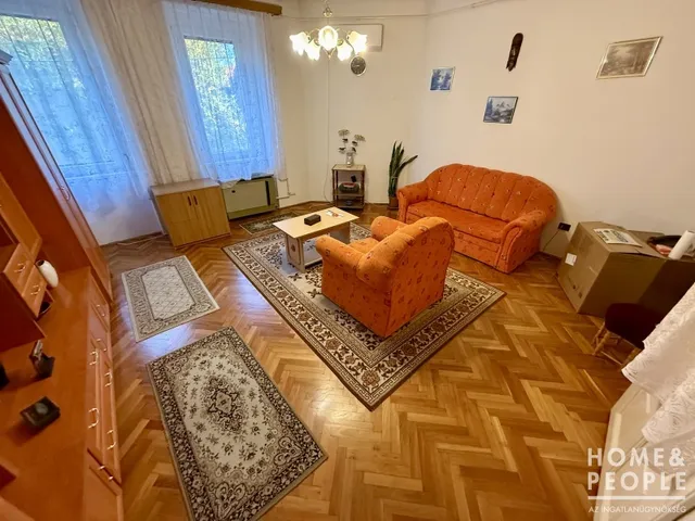 Eladó lakás Szeged, Móraváros 53 nm