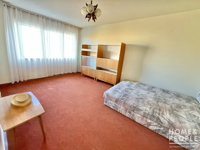 Eladó lakás Szeged, Makkosház 47 nm