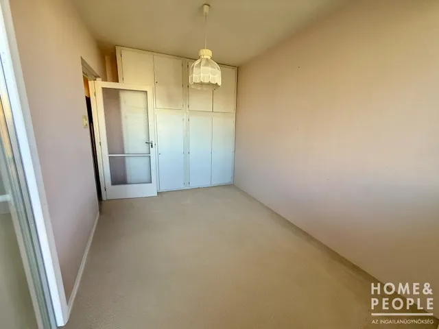 Eladó lakás Szeged, Makkosház 47 nm