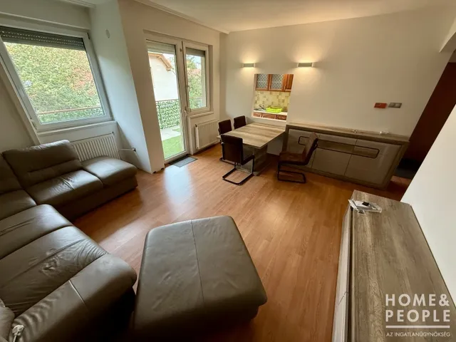 Eladó lakás Szeged, Belváros 79 nm