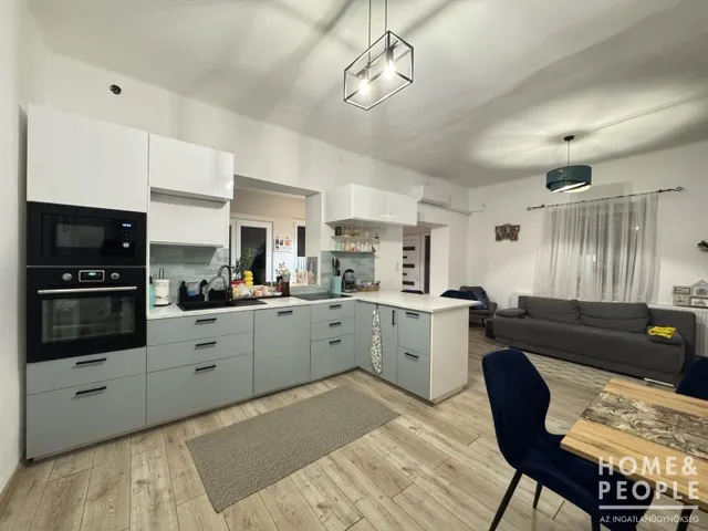 Eladó ház Hódmezővásárhely 101 nm