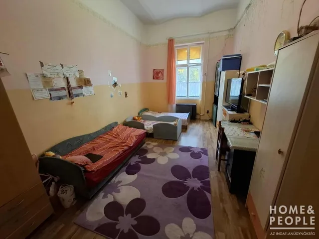 Eladó lakás Szeged, Belváros 74 nm