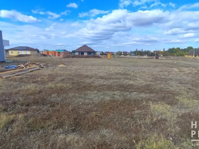 Eladó telek Deszk 827 nm