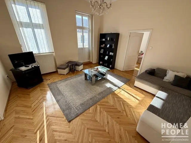 Eladó lakás Szeged, Belváros 106 nm