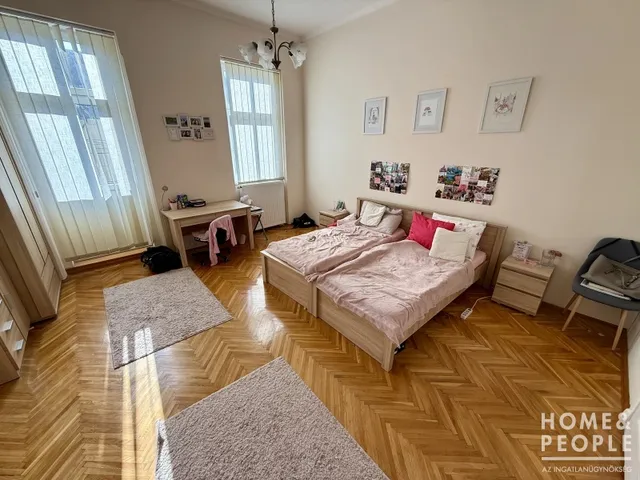 Eladó lakás Szeged, Belváros 106 nm