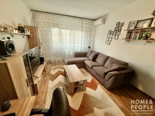 Eladó lakás Szeged, Makkosház 47 nm