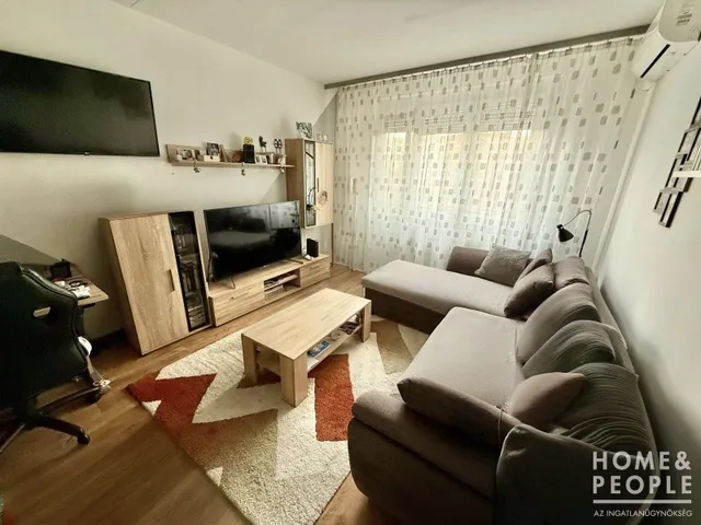 Eladó lakás Szeged, Makkosház 47 nm