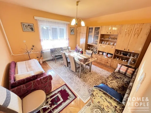 Eladó ház Csengele 100 nm