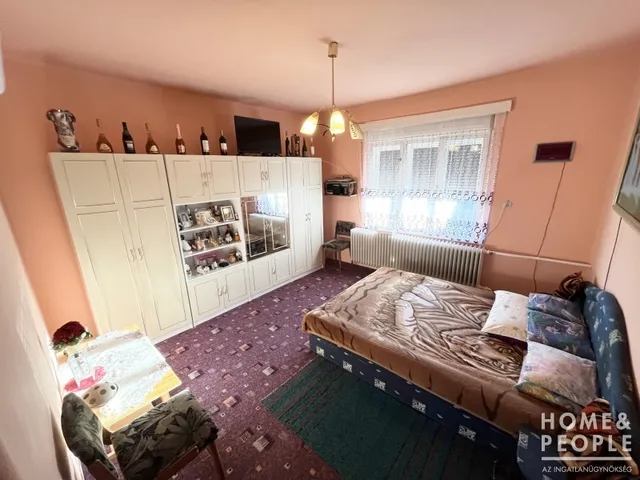 Eladó ház Csengele 100 nm