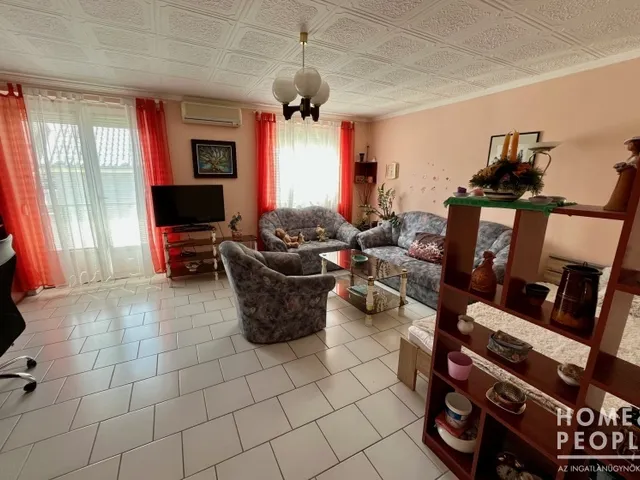 Eladó lakás Szeged, Rókus 66 nm