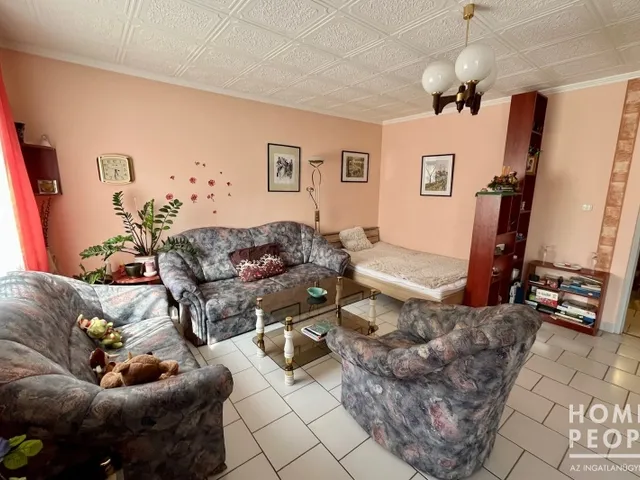 Eladó lakás Szeged, Rókus 66 nm