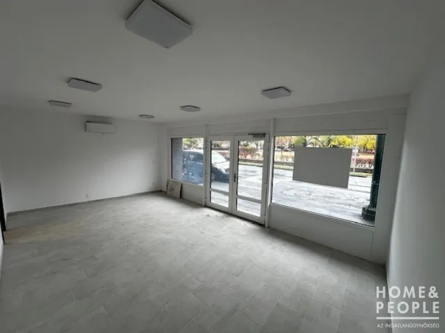 Eladó kereskedelmi és ipari ingatlan Szeged, Alsóváros