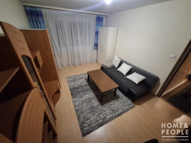 Eladó lakás Szeged, Tarján 53 nm