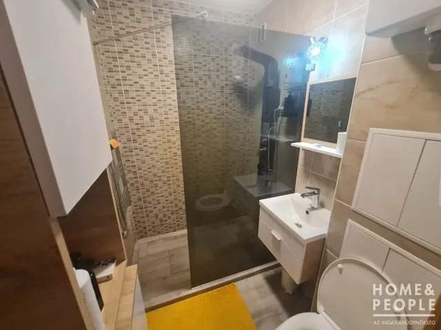 Eladó lakás Szeged, Makkosház 48 nm