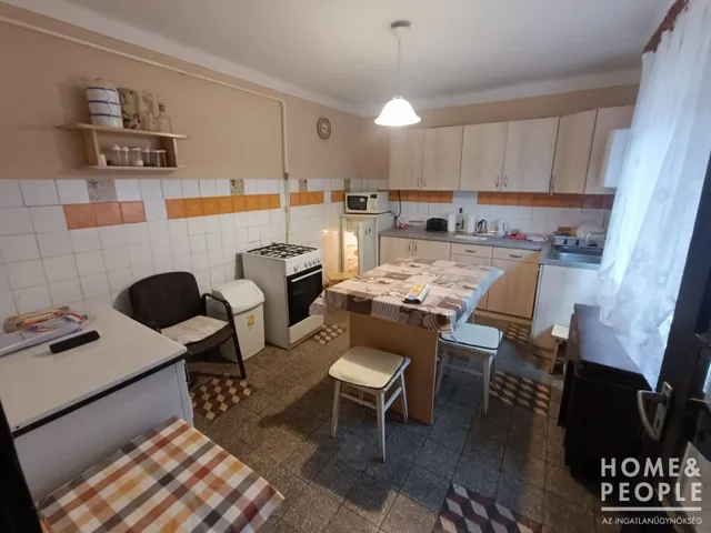 Eladó ház Sándorfalva 72 nm