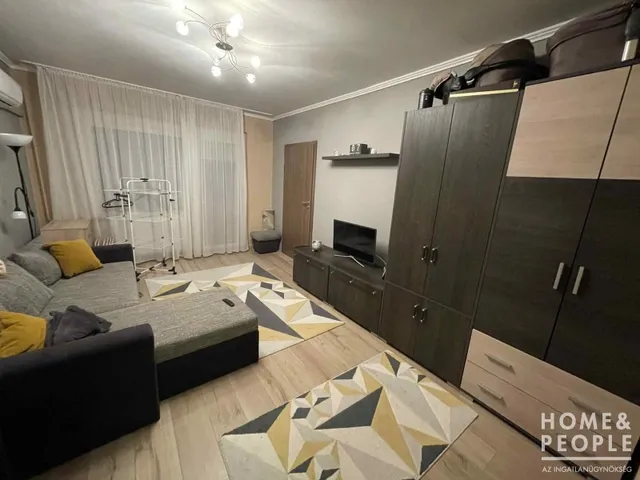 Eladó lakás Szeged, Makkosház 64 nm