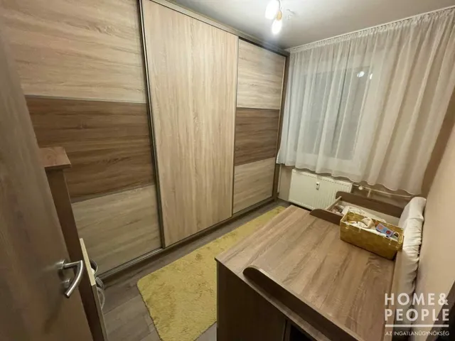 Eladó lakás Szeged, Makkosház 64 nm