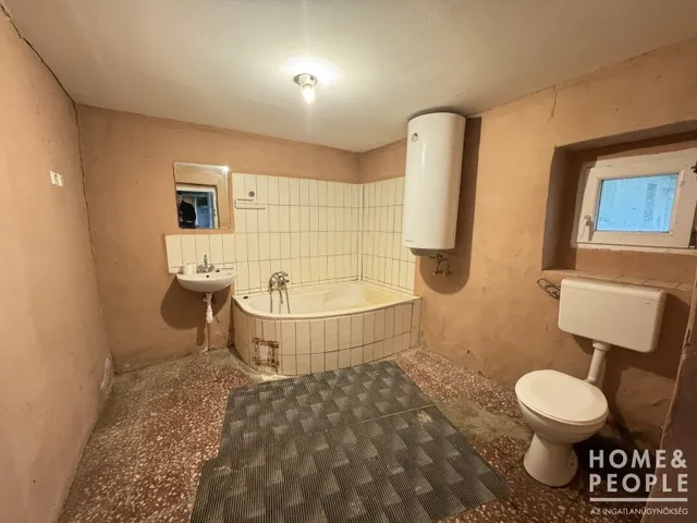 Eladó ház Hódmezővásárhely 75 nm