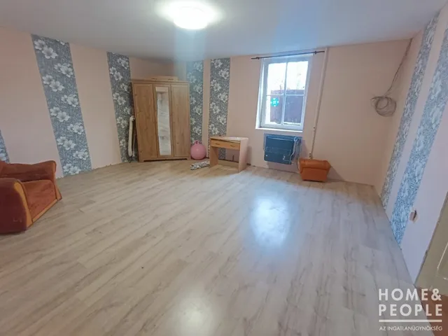 Eladó ház Baks 84 nm