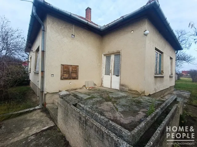 Eladó ház Baks 103 nm