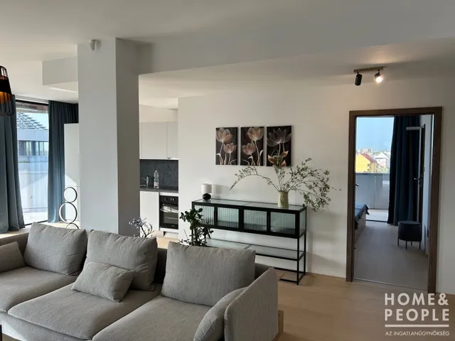 Eladó lakás Szeged, Móraváros 108 nm