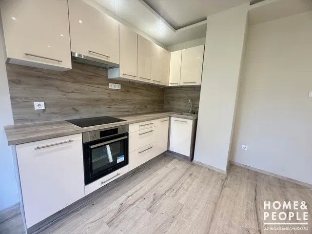 Eladó lakás Szeged, Újszeged 58 nm