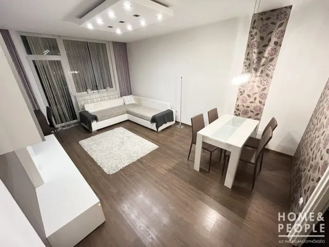 Eladó lakás Szeged, Kiskundorozsma 54 nm