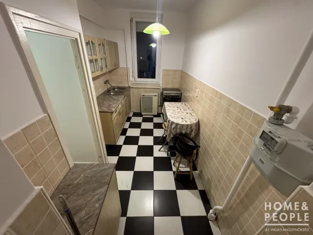 Eladó lakás Makó 53 nm