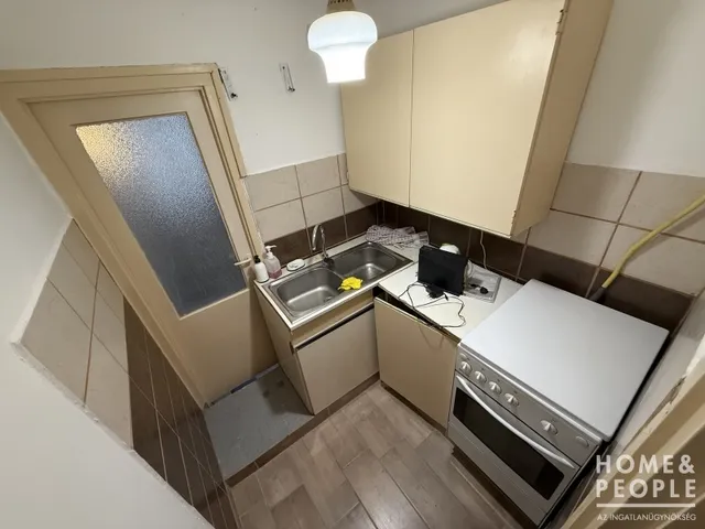 Eladó lakás Szeged, Belváros 27 nm