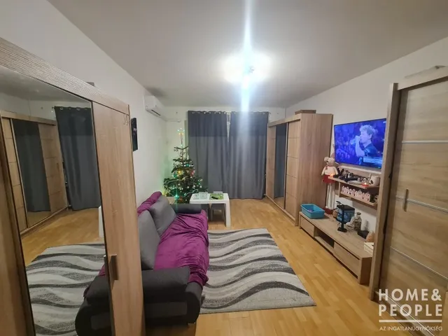 Eladó lakás Szeged, Makkosház 55 nm