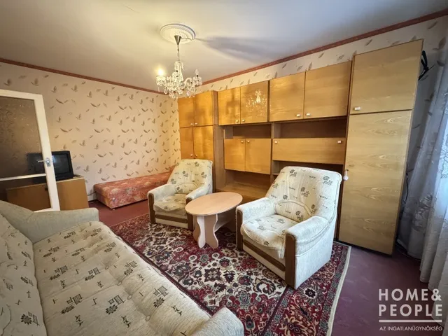 Eladó lakás Szeged, Makkosház 49 nm