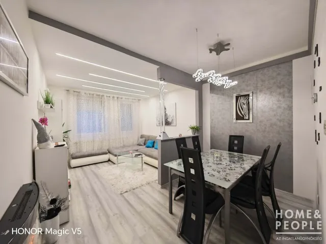 Eladó lakás Szeged 70 nm