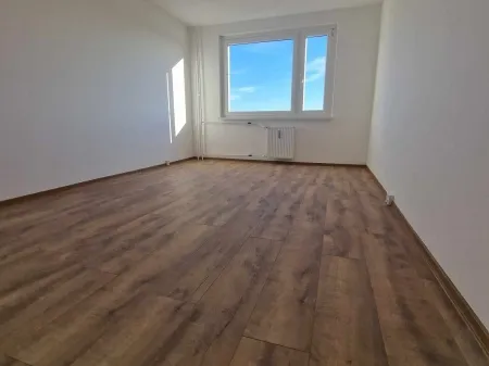 Eladó lakás Szeged, Makkosház 60 nm