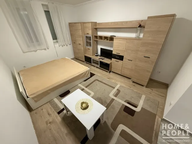 Eladó lakás Szeged, Belváros 39 nm