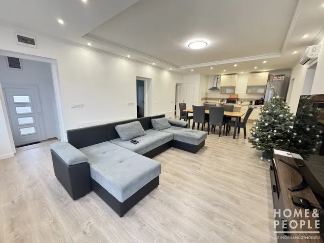 Eladó ház Hódmezővásárhely 106 nm