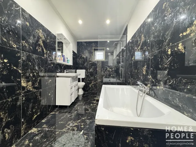 Eladó lakás Hódmezővásárhely 100 nm