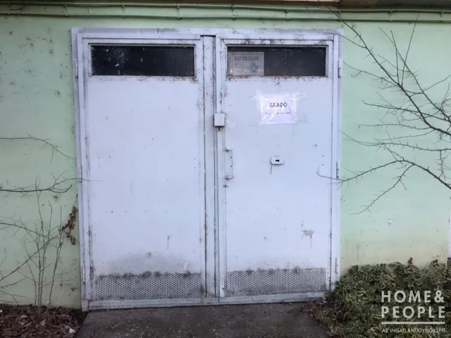 Eladó garázs Szeged, Rókus 13 nm