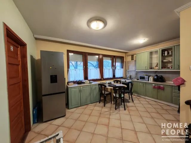 Eladó lakás Szeged, Belváros 109 nm