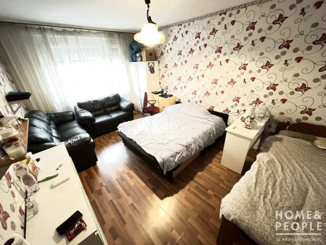 Eladó lakás Szeged, Makkosház 35 nm