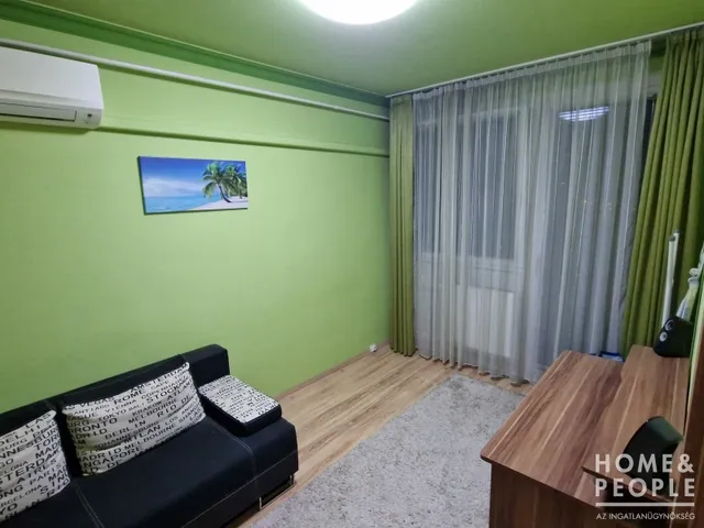 Eladó lakás Szeged, Makkosház 67 nm