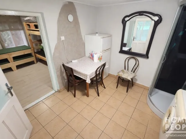 Eladó ház Pusztaszer 30 nm