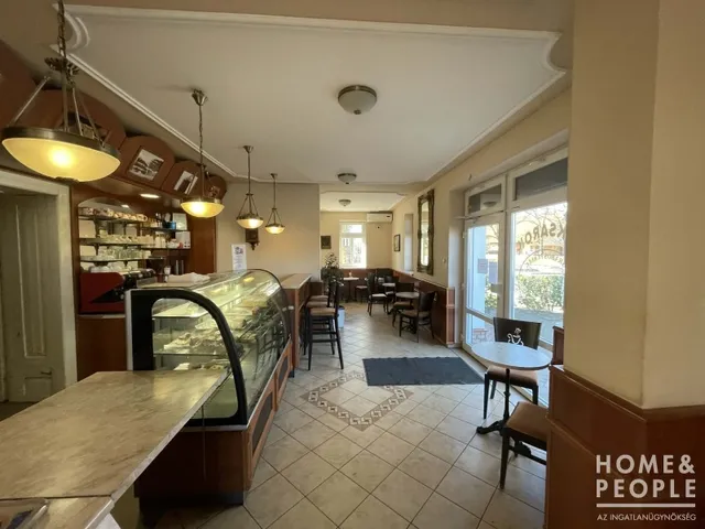 Eladó kereskedelmi és ipari ingatlan Kistelek 150 nm